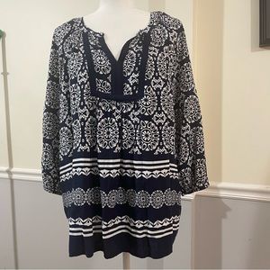 Crown & Ivy Tunic